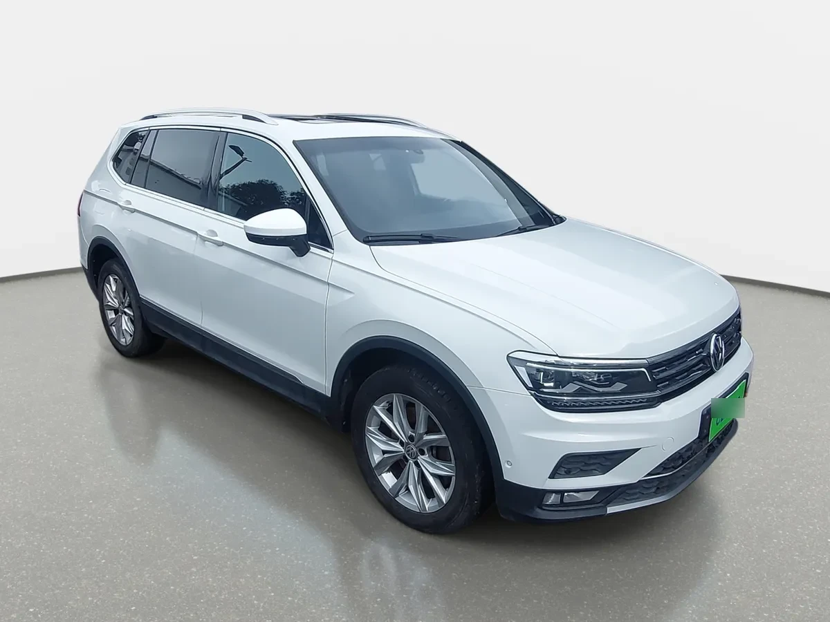 Volkswagen Tiguan 2.0 Tsi Limited 4motion 4x4 At 5p año 2019