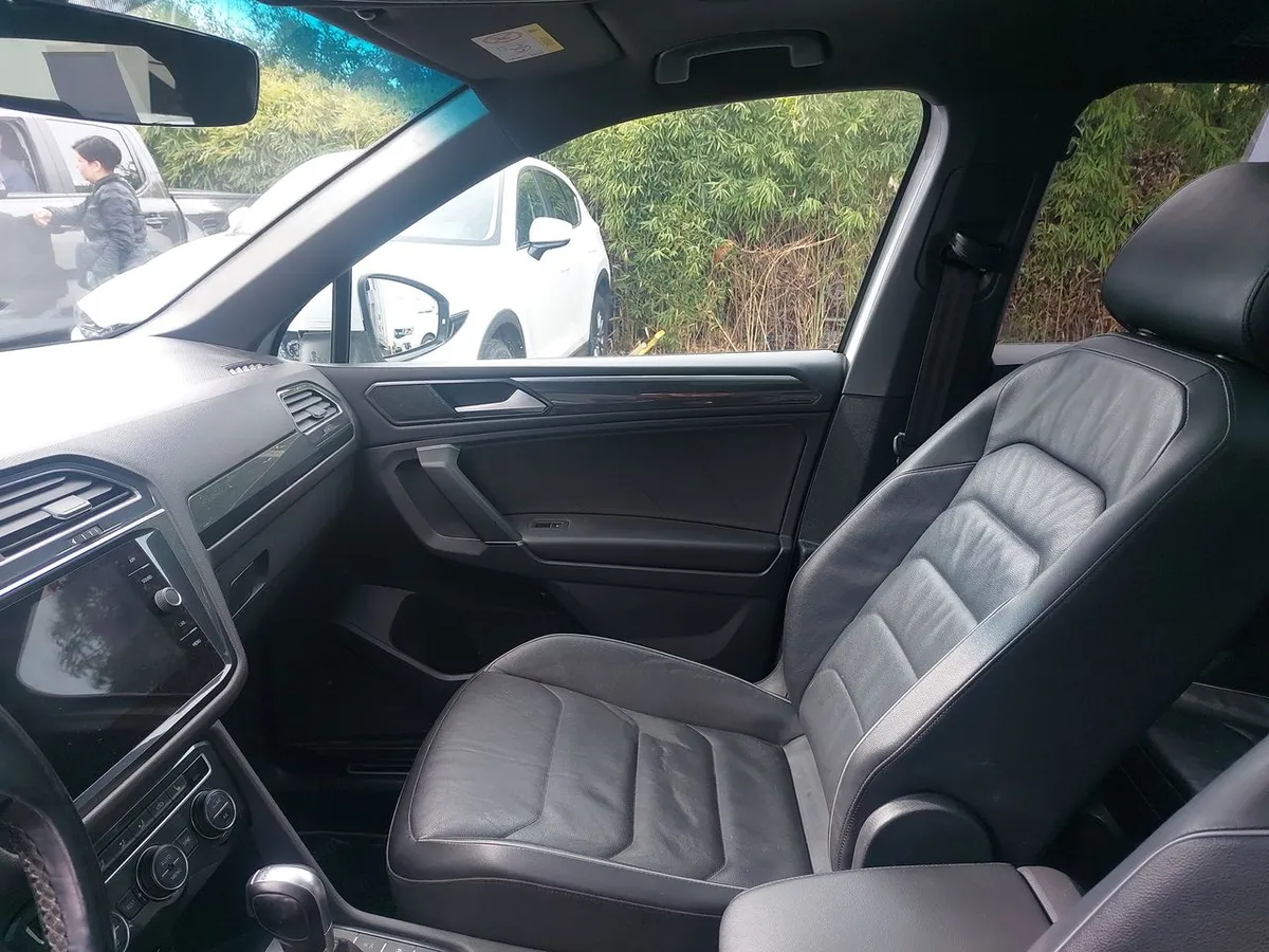 Volkswagen Tiguan 2.0 Tsi Limited 4motion 4x4 At 5p año 2019