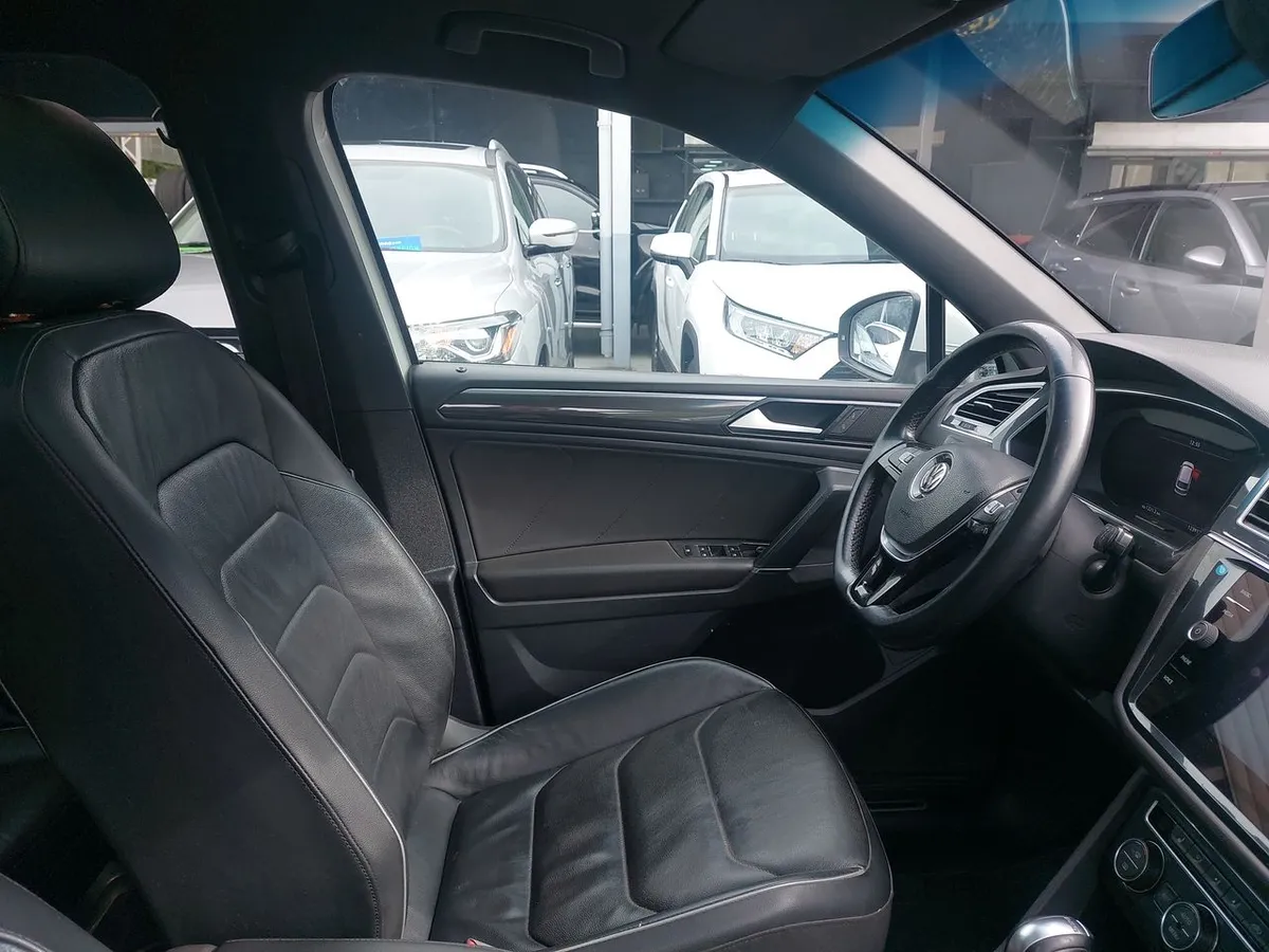 Volkswagen Tiguan 2.0 Tsi Limited 4motion 4x4 At 5p año 2019