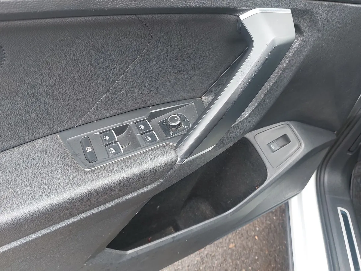 Volkswagen Tiguan 2.0 Tsi Limited 4motion 4x4 At 5p año 2019