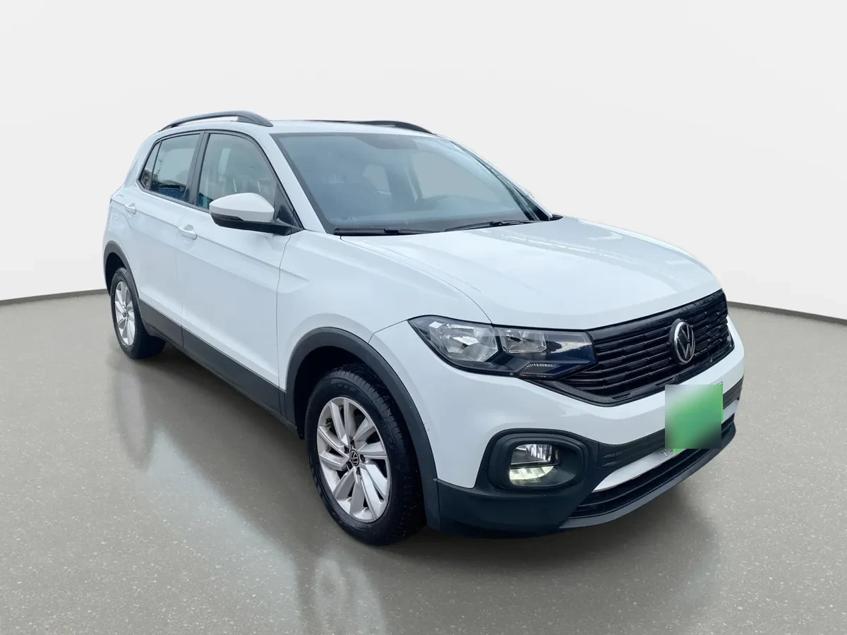 Volkswagen T-Cross 1.0 Tsi Trendline 4x2 5mt 5p año 2024