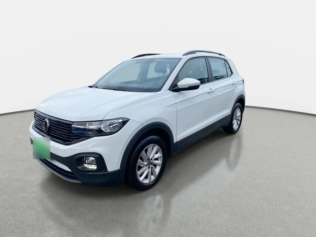 Volkswagen T-Cross 1.0 Tsi Trendline 4x2 5mt 5p año 2024