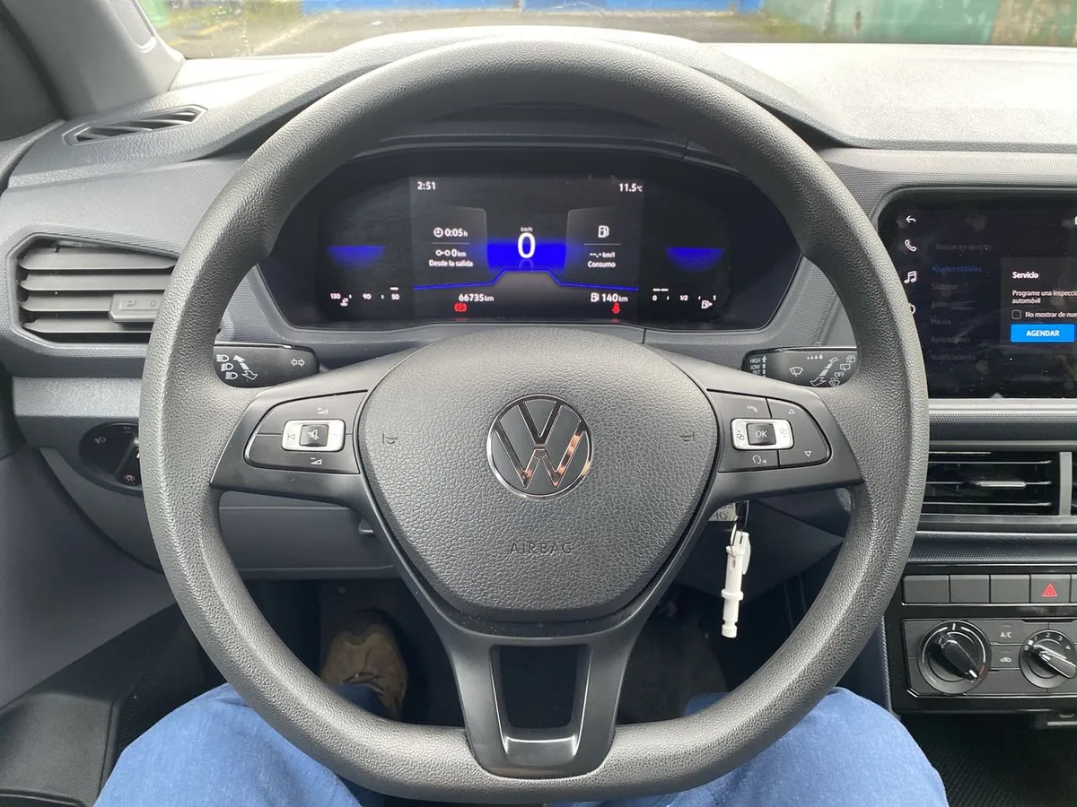 Volkswagen T-Cross 1.0 Tsi Trendline 4x2 5mt 5p año 2024