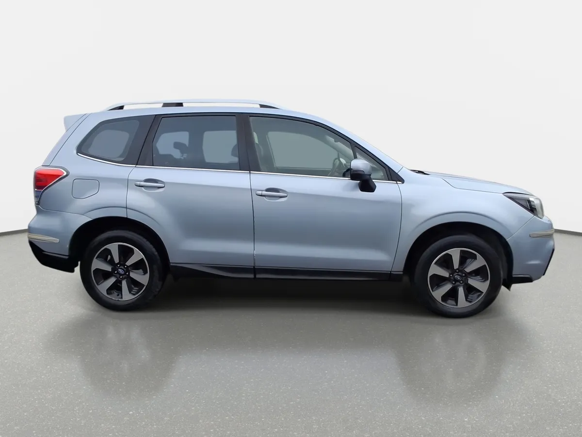 Subaru Forester 2.0i Awd Dynamic Si Drive At 5p año 2017