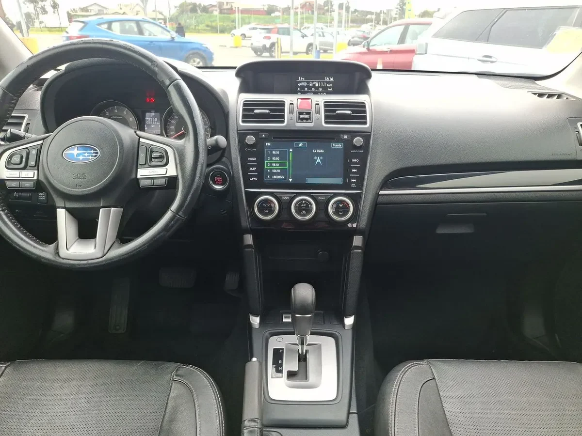 Subaru Forester 2.0i Awd Dynamic Si Drive At 5p año 2017