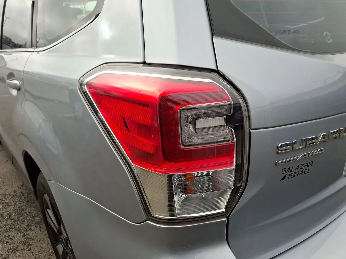 Subaru Forester 2.0i Awd Dynamic Si Drive At 5p año 2017