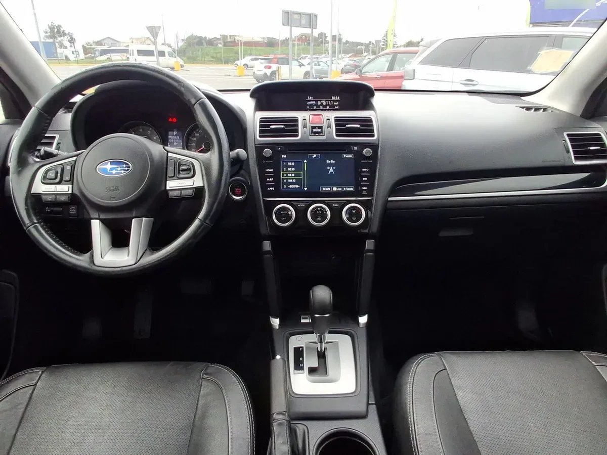 Subaru Forester 2.0i Awd Dynamic Si Drive At 5p año 2017