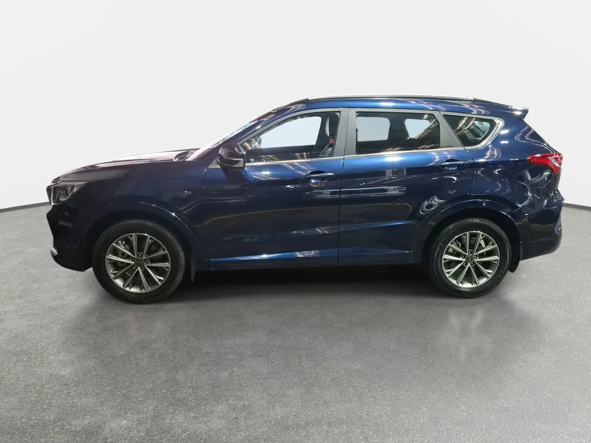 Jetour X70 1.5t Lux Fl 4x2 Mt 5p año 2025