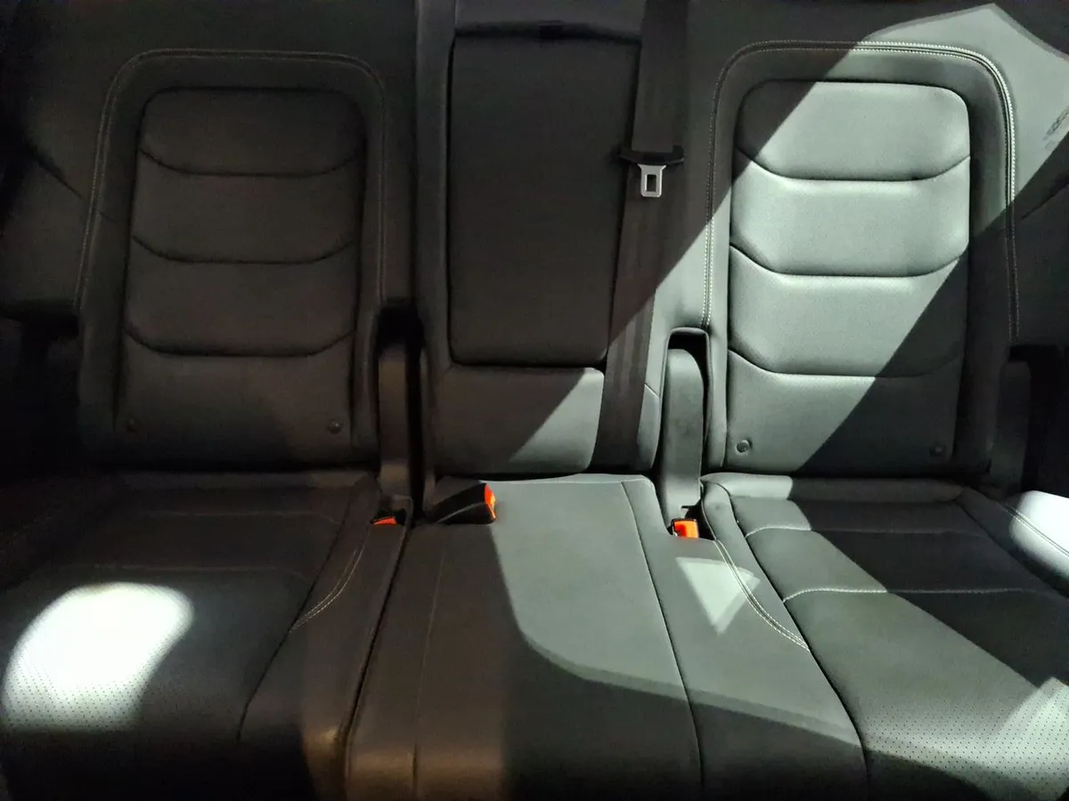 Jetour X70 1.5t Lux Fl 4x2 Mt 5p año 2025