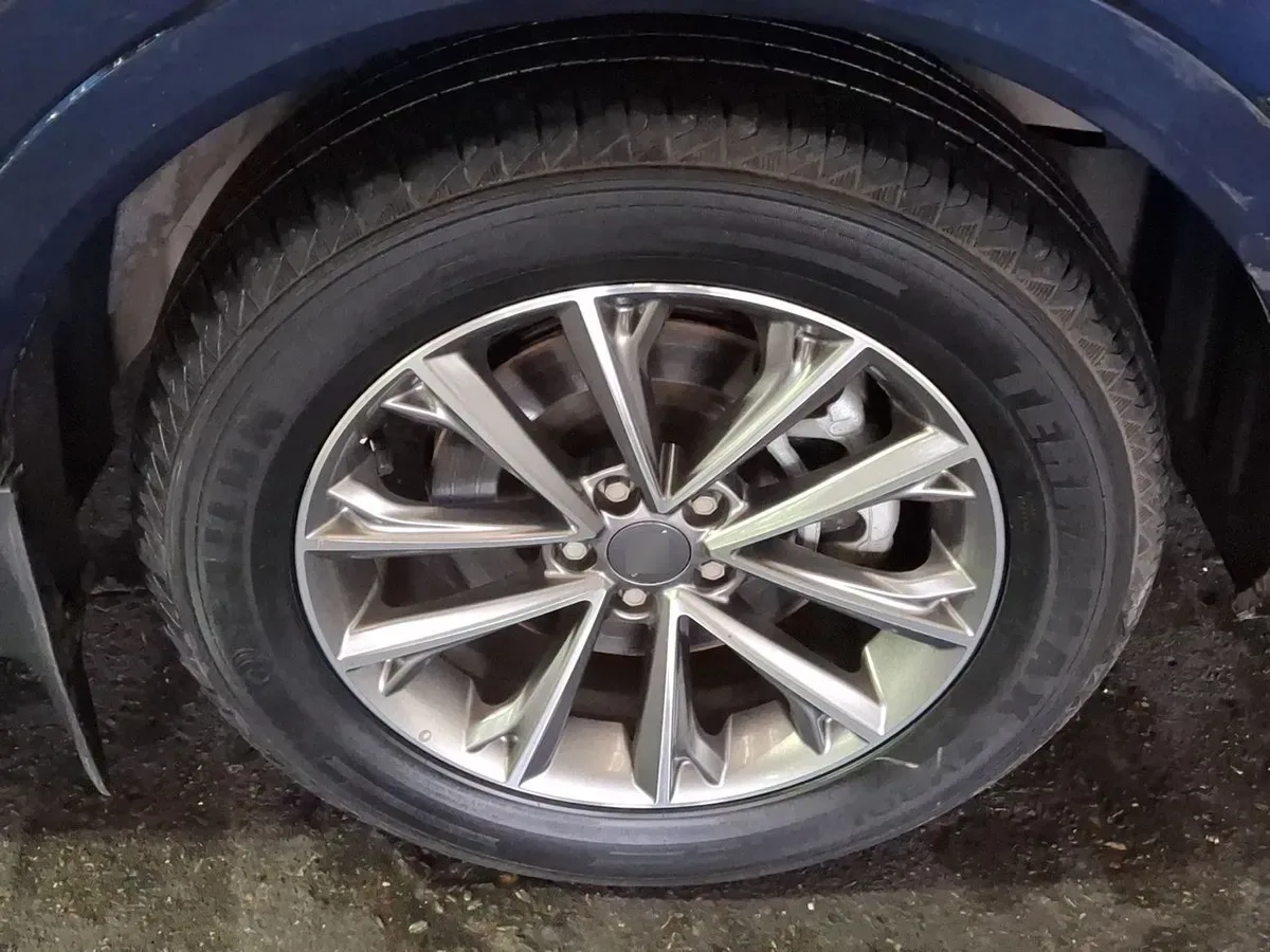 Jetour X70 1.5t Lux Fl 4x2 Mt 5p año 2025