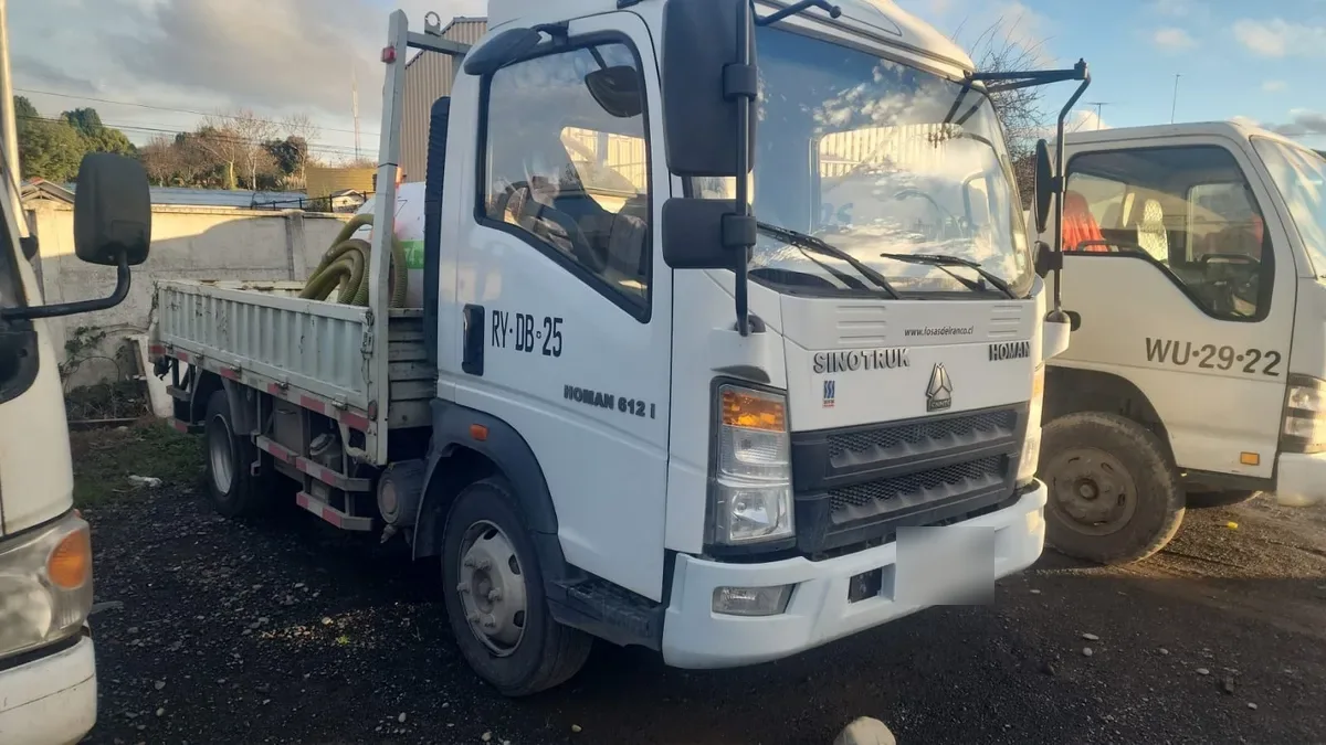 Sinotruk HOMAN 612.i 1217 C No Sé La Versión año 2022