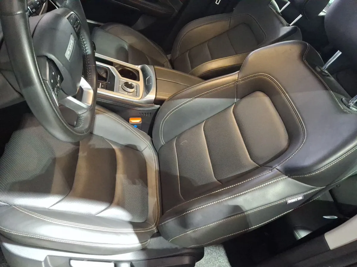 Jetour X70 1.5t Lux Fl 4x2 Mt 5p año 2025