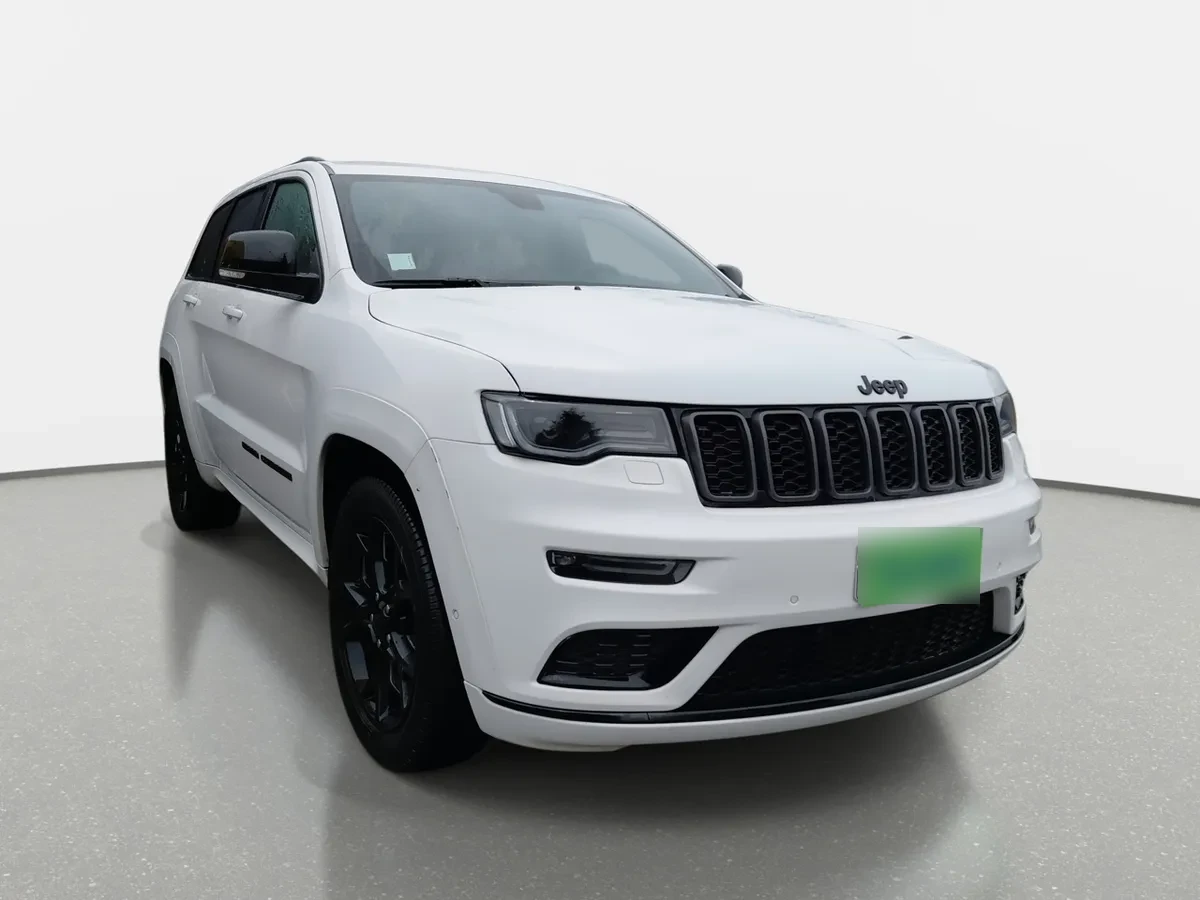 Jeep Grand Cherokee 3.6 Limited 4x4 At 5p año 2022