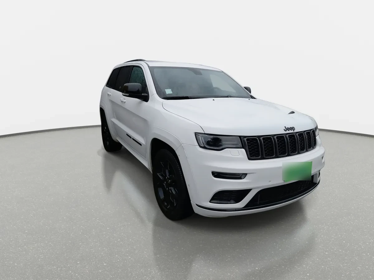 Jeep Grand Cherokee 3.6 Limited 4x4 At 5p año 2022