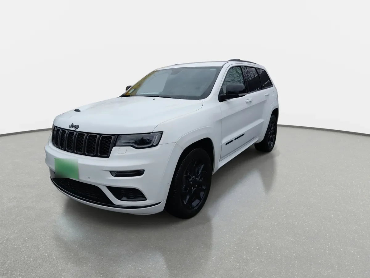Jeep Grand Cherokee 3.6 Limited 4x4 At 5p año 2022