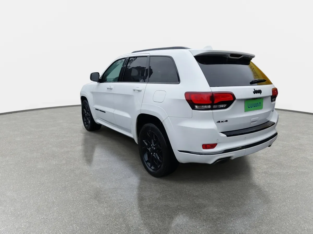 Jeep Grand Cherokee 3.6 Limited 4x4 At 5p año 2022