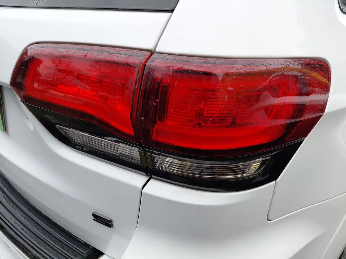 Jeep Grand Cherokee 3.6 Limited 4x4 At 5p año 2022