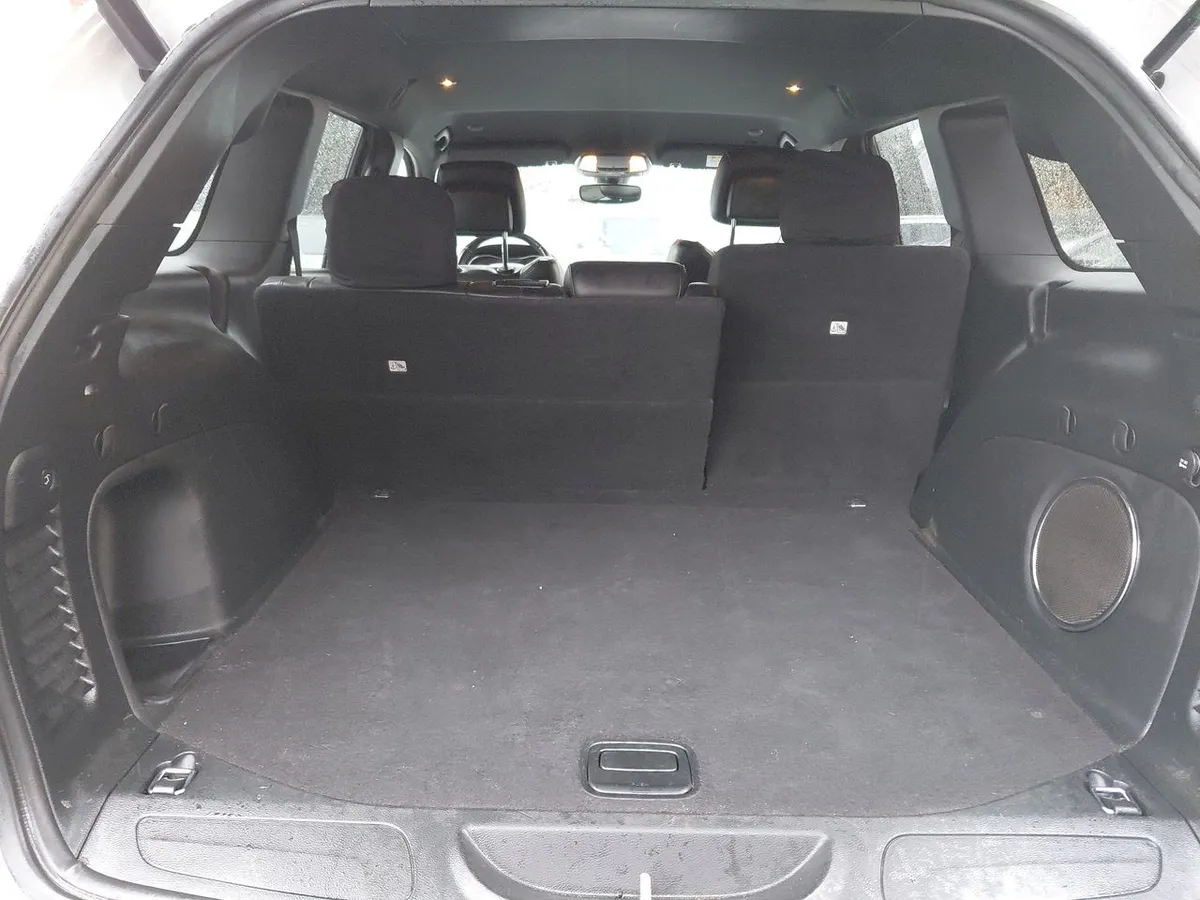 Jeep Grand Cherokee 3.6 Limited 4x4 At 5p año 2022