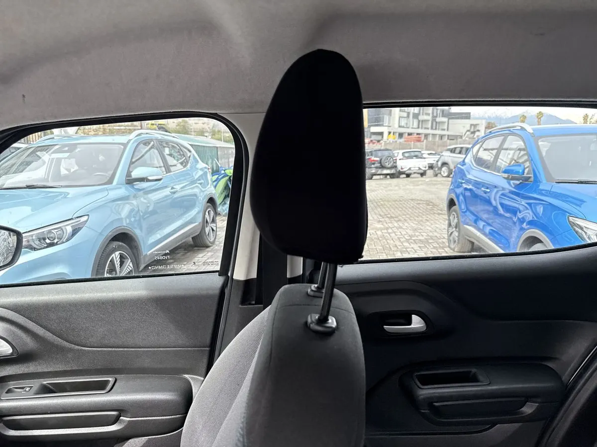 Citroën C3 1.2 Feel Puretech 4x2 82 Bvm Mt 5p año 2025