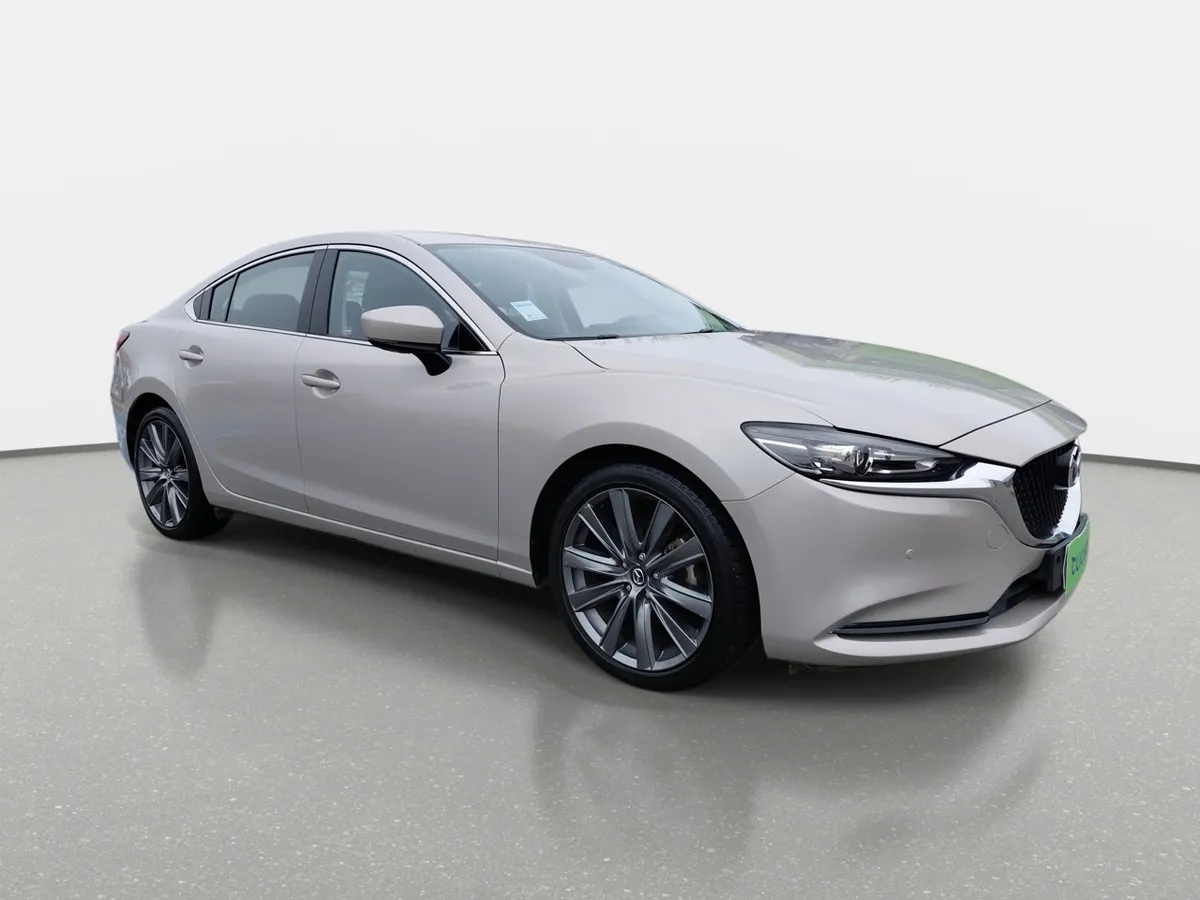 Mazda 6 2.0 Core 4x2 6mt 4p año 2024