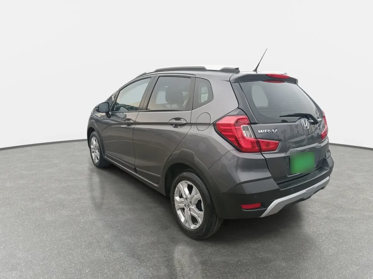 Honda Wr-V 1.5 Lx 4x2 Mt 5p año 2024