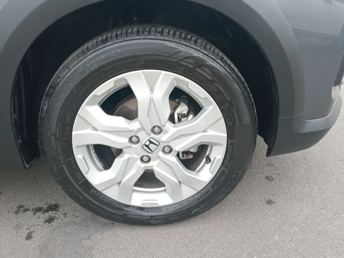 Honda Wr-V 1.5 Lx 4x2 Mt 5p año 2024