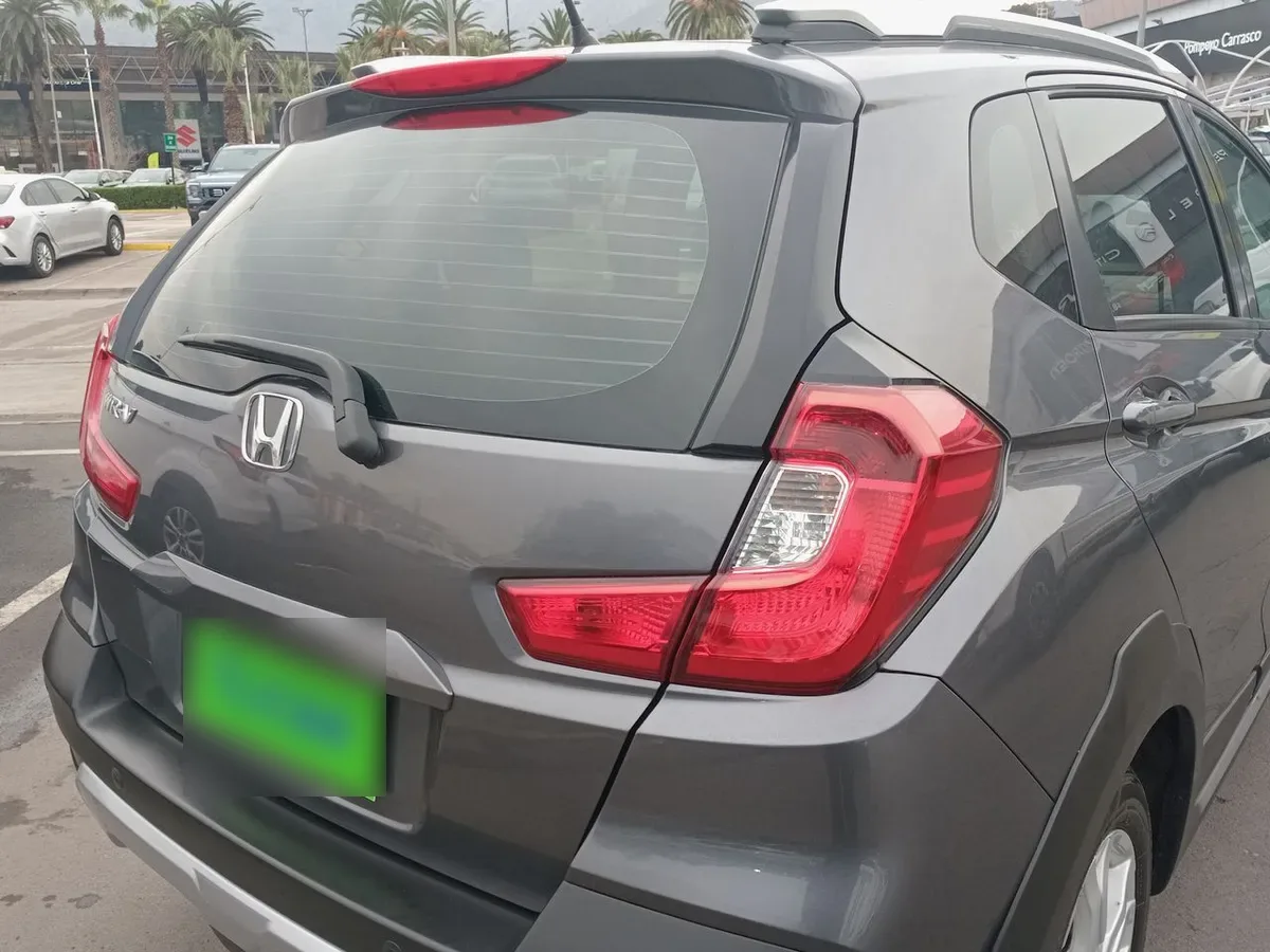 Honda Wr-V 1.5 Lx 4x2 Mt 5p año 2024