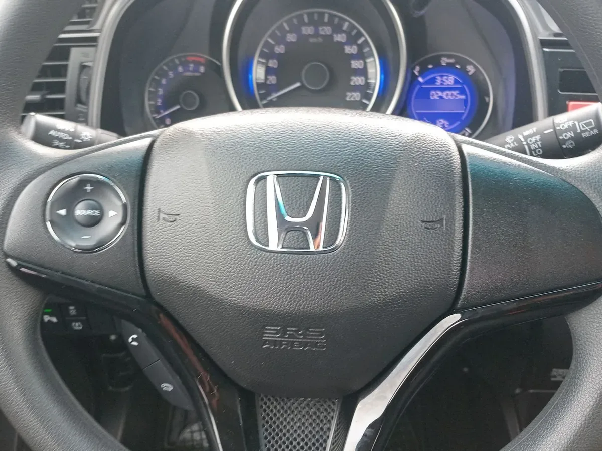 Honda Wr-V 1.5 Lx 4x2 Mt 5p año 2024