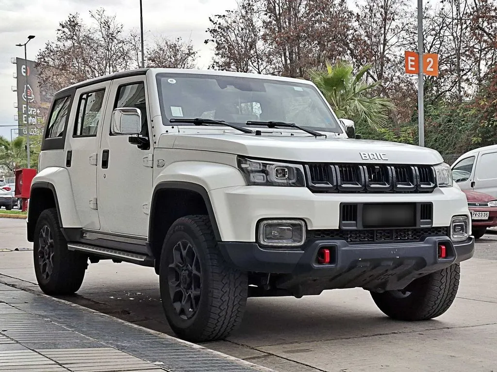 BAIC Bj40 Luxury año 2024
