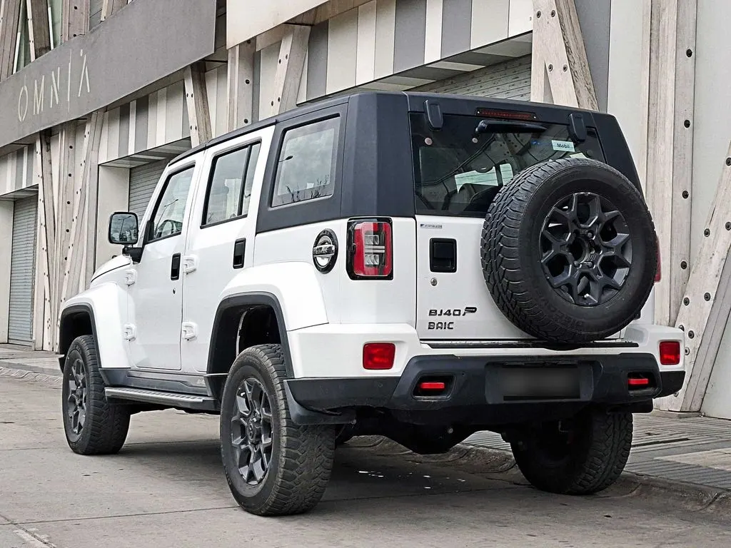 BAIC Bj40 Luxury año 2024