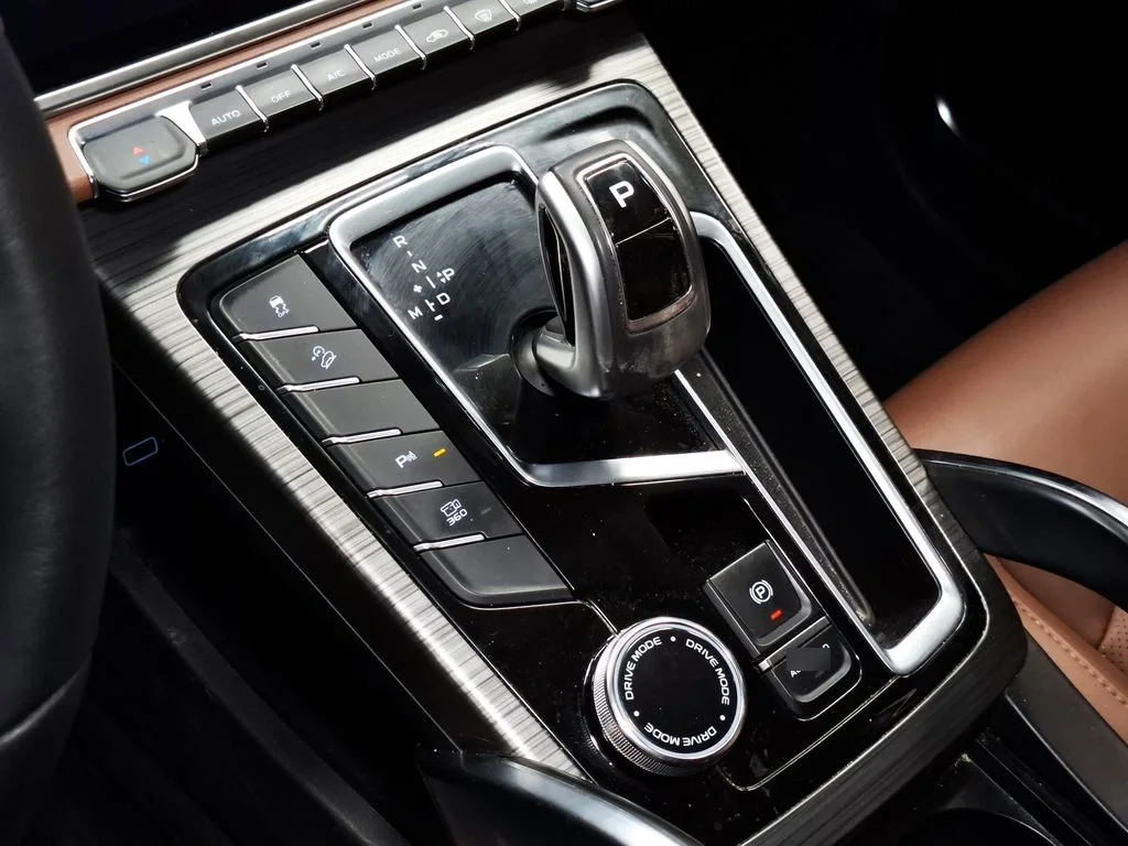 Geely Azkarra 1.5t Luxury 4x4 Dct 7at 5p año 2024