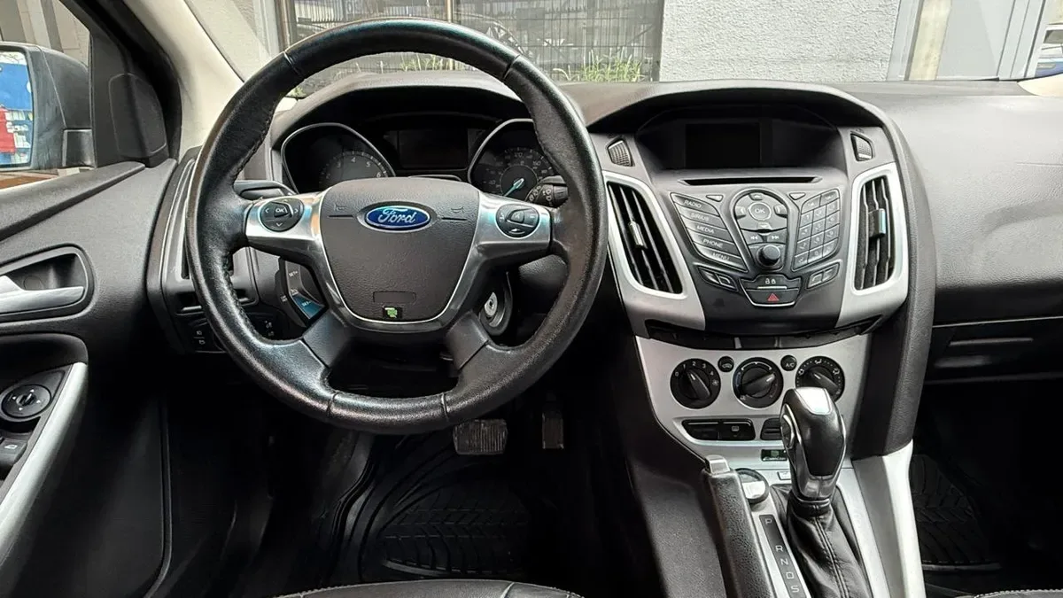 Ford Focus 2.0 Se 4x2 At 5p. año 2015
