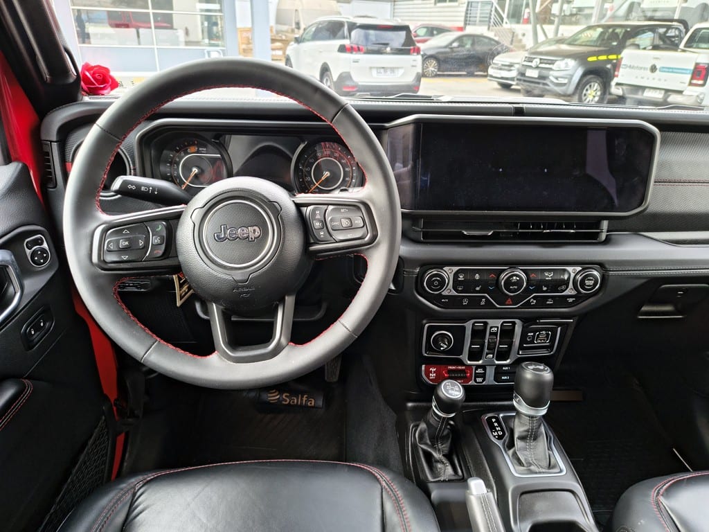 Jeep Wrangler 2.0 Rubicon 4wd At 4p año 2024