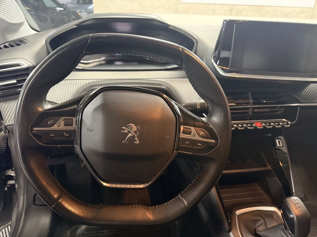 Peugeot 208 1.2 Allure Pack Puretech 130 At año 2021
