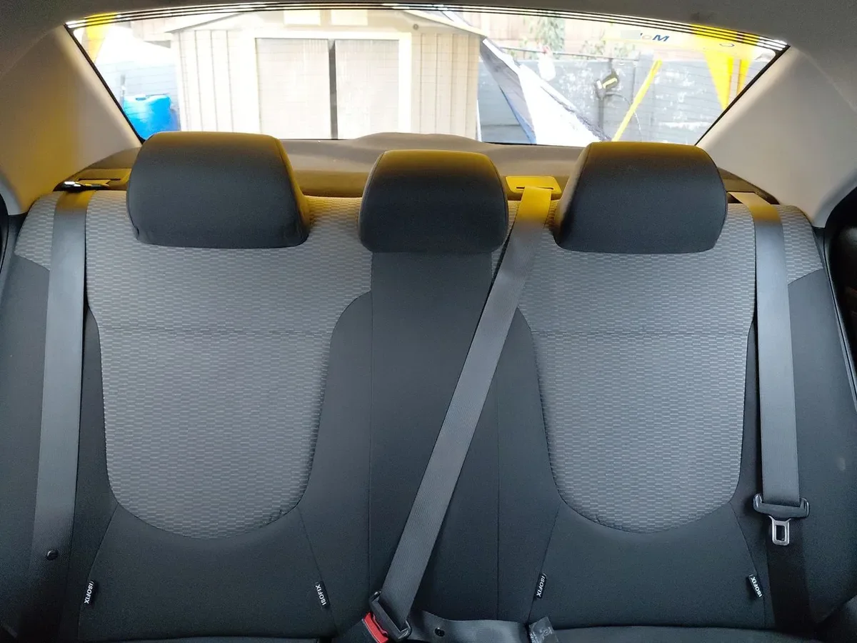 Hyundai Verna 1.4 Cb Plus 4x2 Mt5 4p año 2021