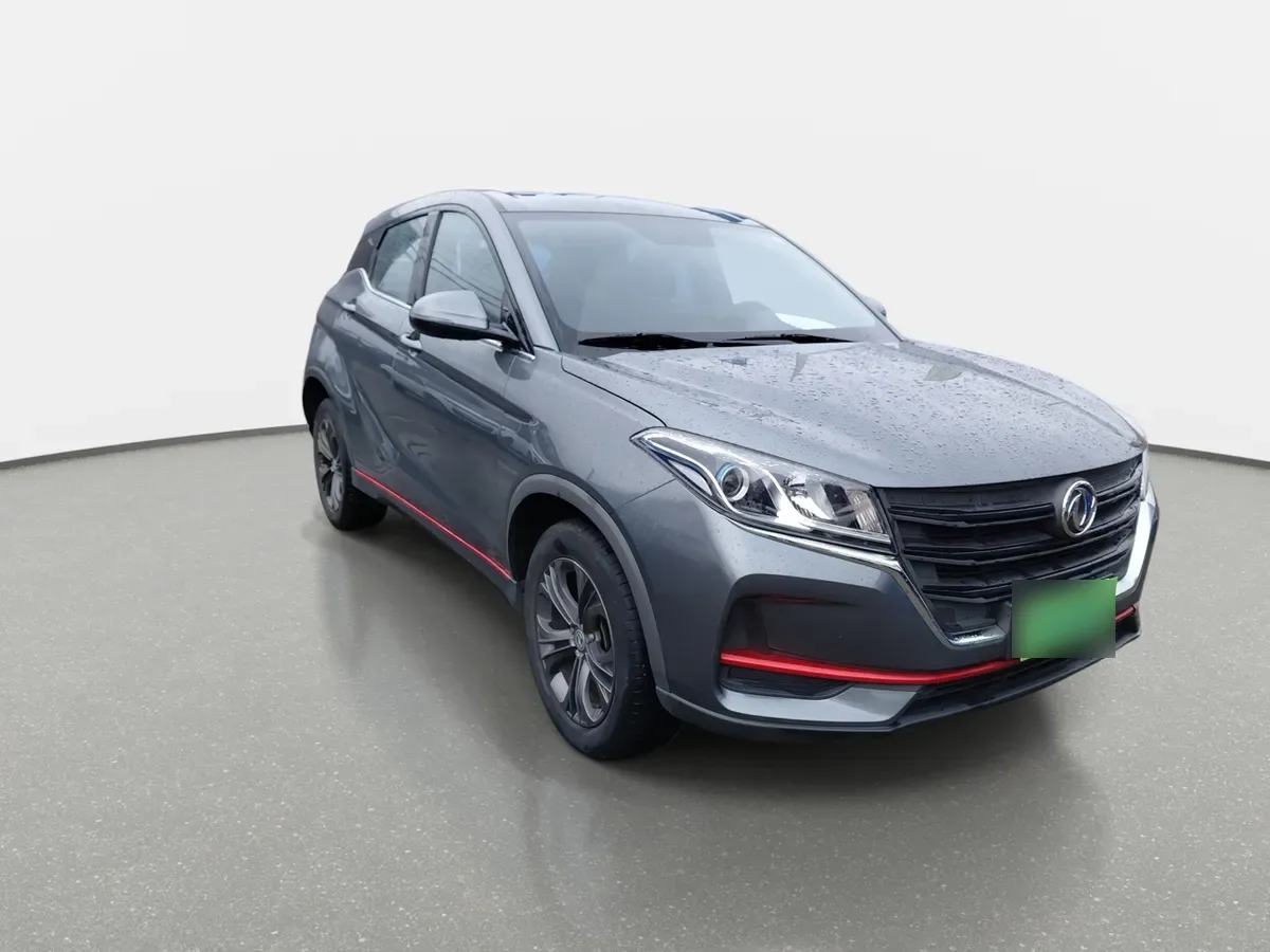 DFSK 500 1.5 Luxury 4x2 Mt 5p año 2023