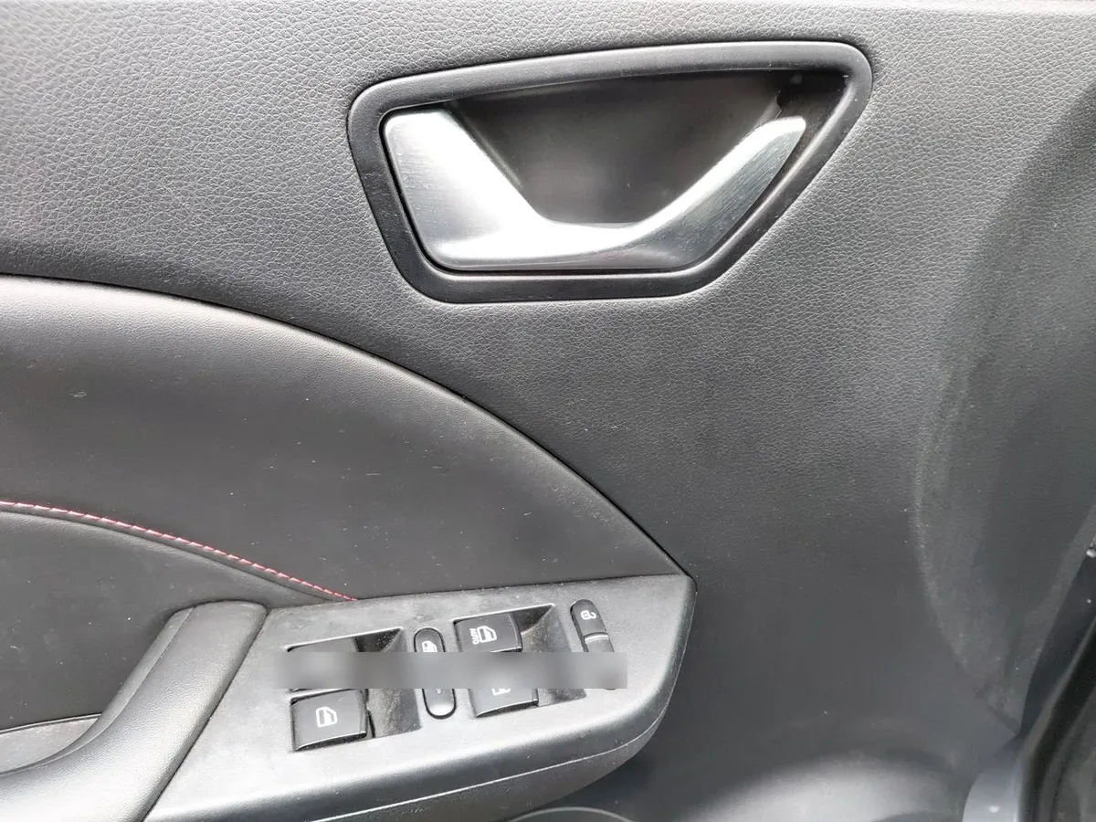 DFSK 500 1.5 Luxury 4x2 Mt 5p año 2023
