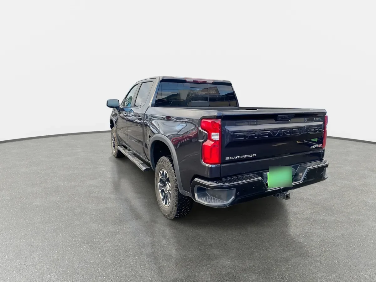 Chevrolet Silverado 6.2 Zr2 R 4x4 At 4p año 2024