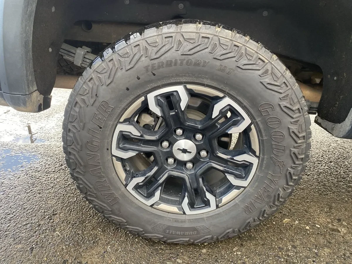 Chevrolet Silverado 6.2 Zr2 R 4x4 At 4p año 2024