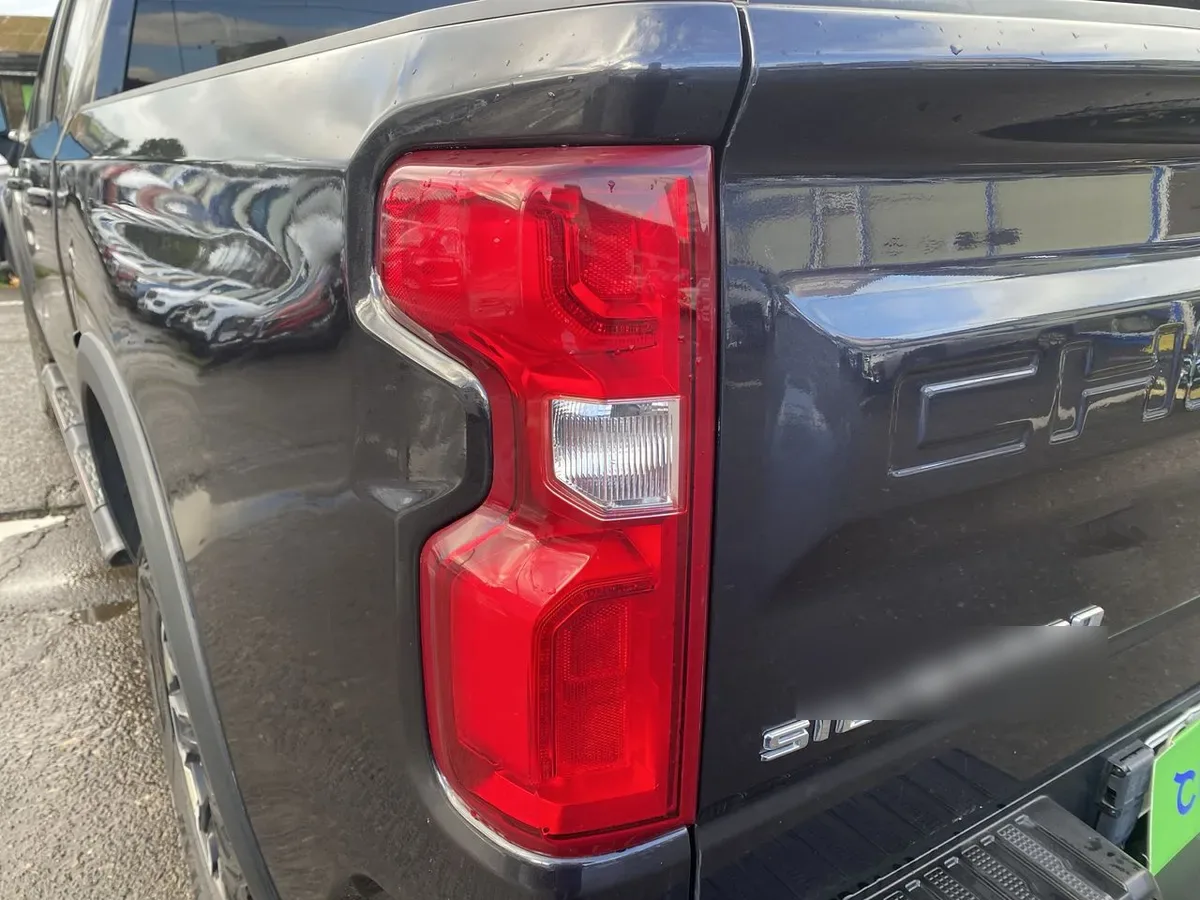 Chevrolet Silverado 6.2 Zr2 R 4x4 At 4p año 2024
