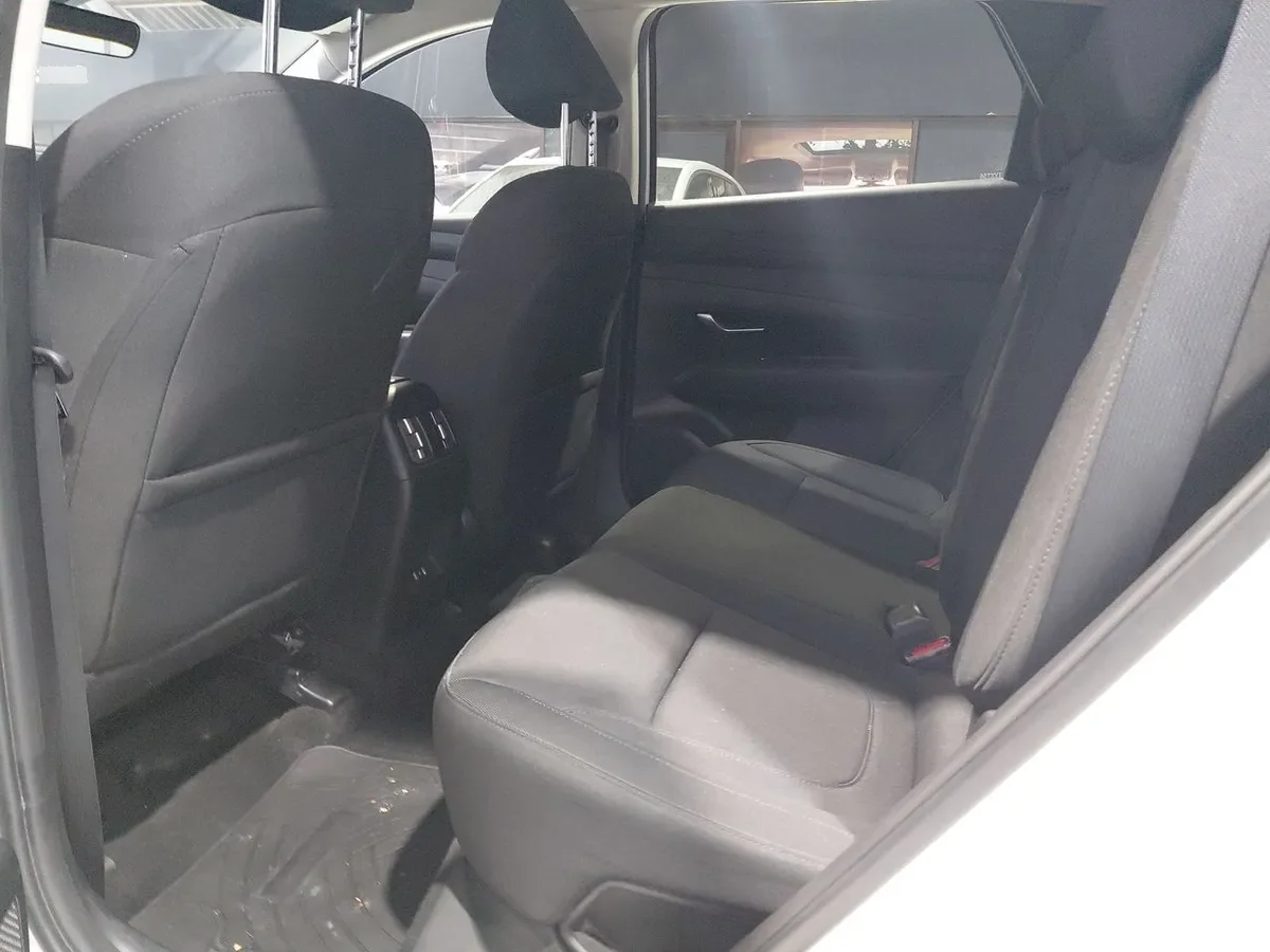 Hyundai Tucson 2.0 Nx4 Plus Fl Diesel 4wd At 5p año 2025