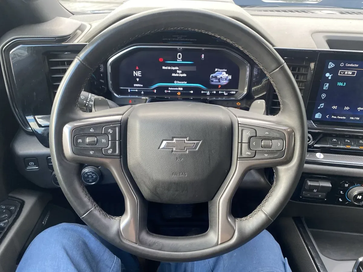 Chevrolet Silverado 6.2 Zr2 R 4x4 At 4p año 2024