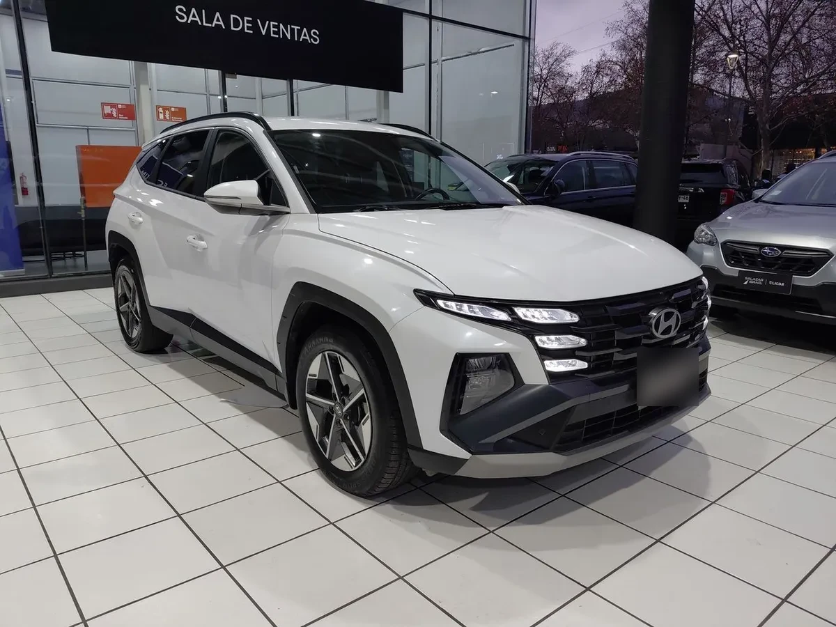 Hyundai Tucson 2.0 Nx4 Plus Fl Diesel 4wd At 5p año 2025