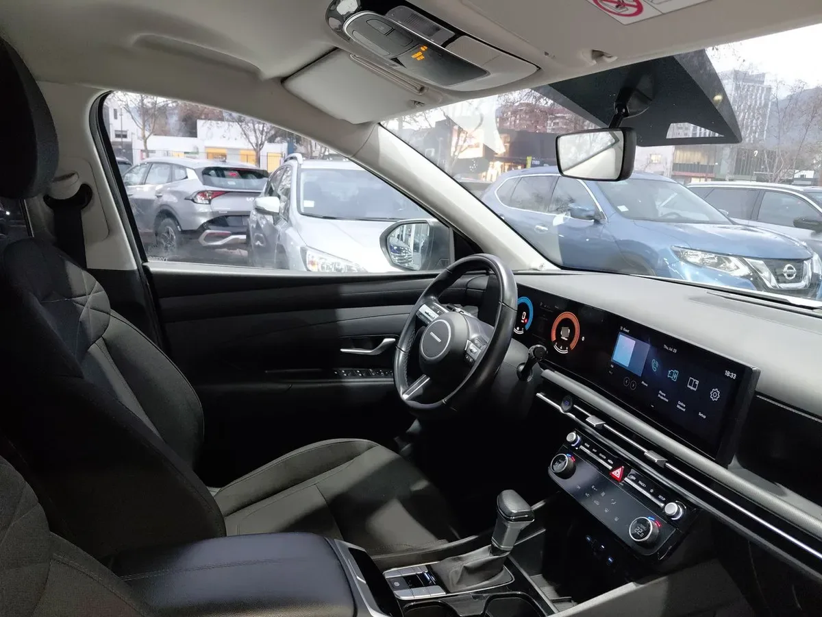 Hyundai Tucson 2.0 Nx4 Plus Fl Diesel 4wd At 5p año 2025