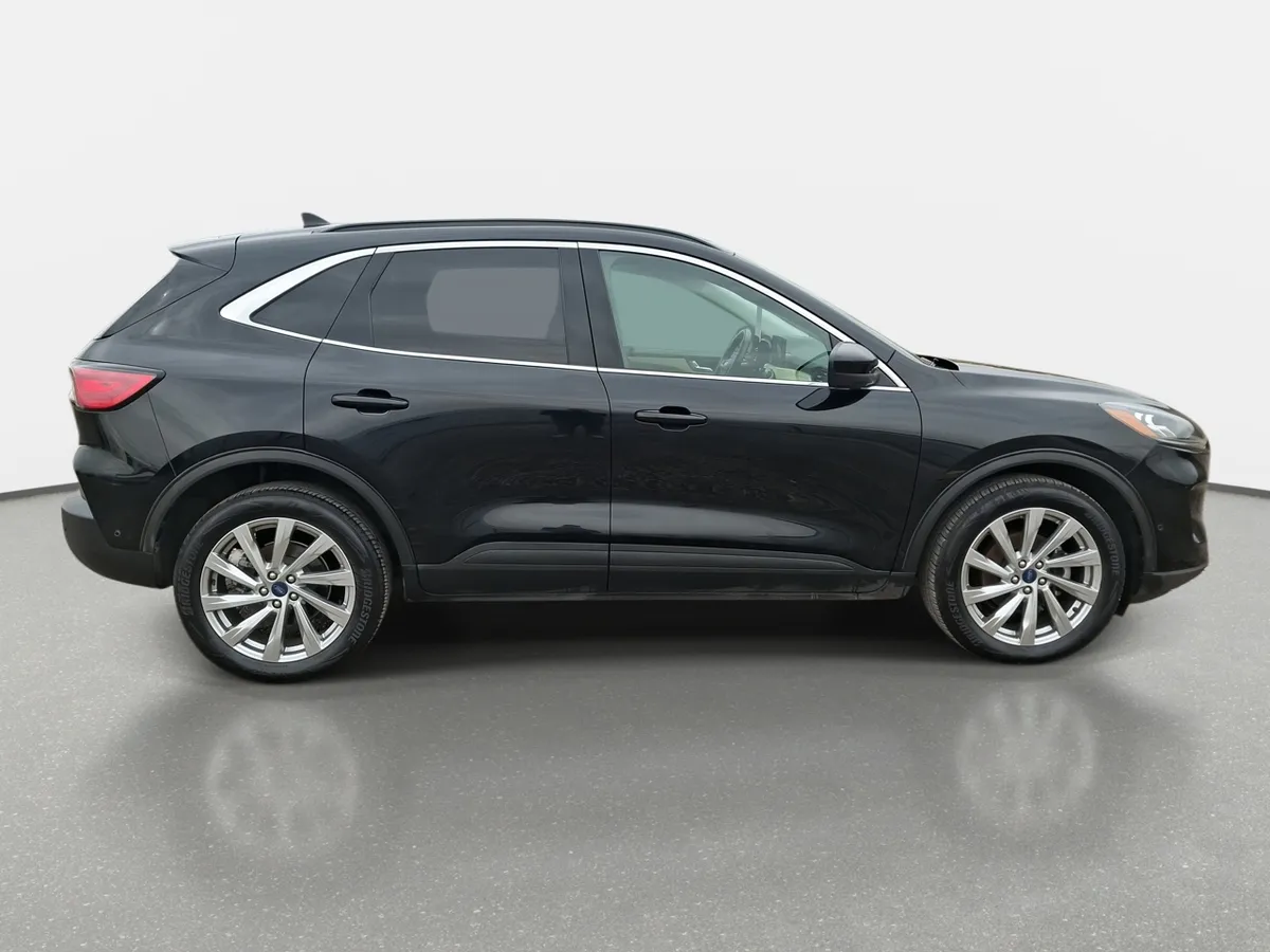 Ford Escape 2.0 Gtdi Titanium Awd At 5p año 2023
