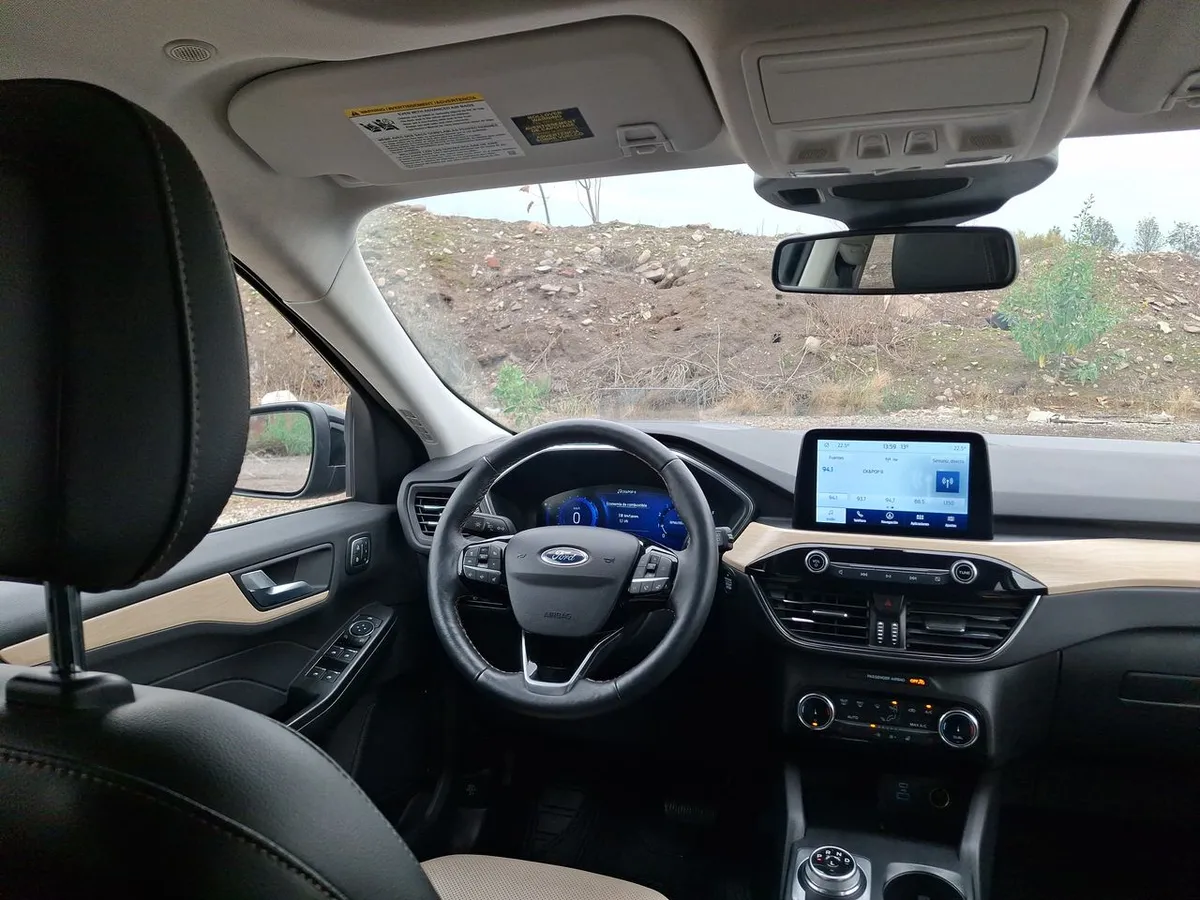 Ford Escape 2.0 Gtdi Titanium Awd At 5p año 2023