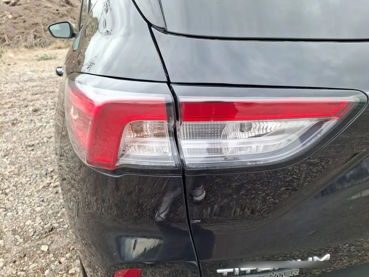 Ford Escape 2.0 Gtdi Titanium Awd At 5p año 2023