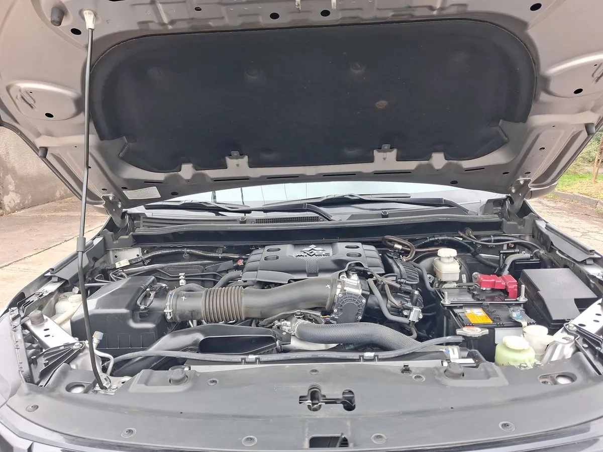 Mitsubishi Montero Sport 3.0 4x2 At 5p año 2025