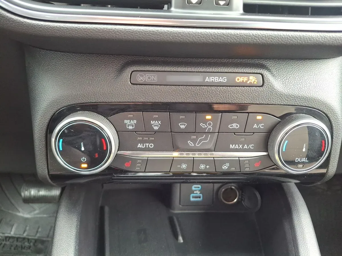 Ford Escape 2.0 Gtdi Titanium Awd At 5p año 2023
