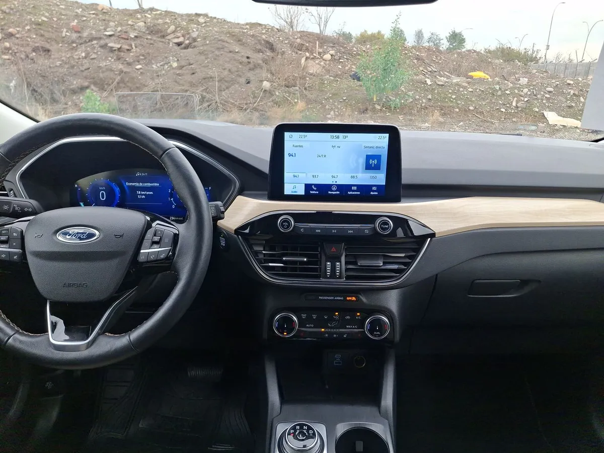 Ford Escape 2.0 Gtdi Titanium Awd At 5p año 2023